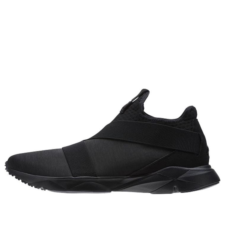 Diadora Supreme Strap 'Triple Black' CN4671