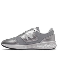 (WMNS) New Balance X-70 Slivery/White WSX70BNB
