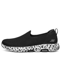 (WMNS) Skechers Go Walk 5 Loafers Black/White 124205-BKW