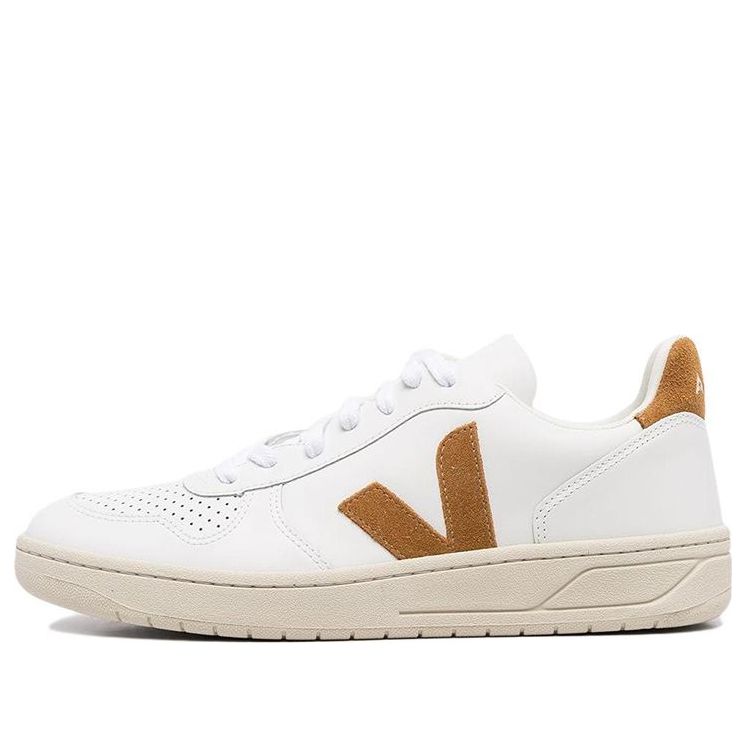 Veja V-10 Leather 'White Camel' VX0202652