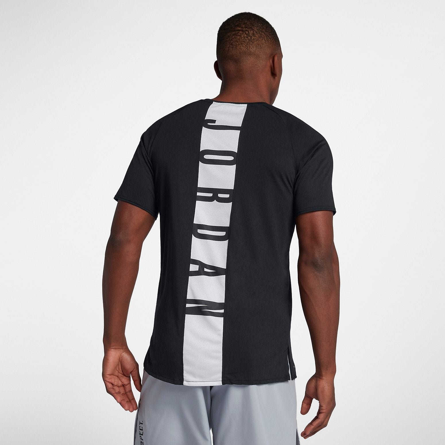 Air Jordan 23 Alpha Dri-Fit T-Shirt 'Black' 889714-013
