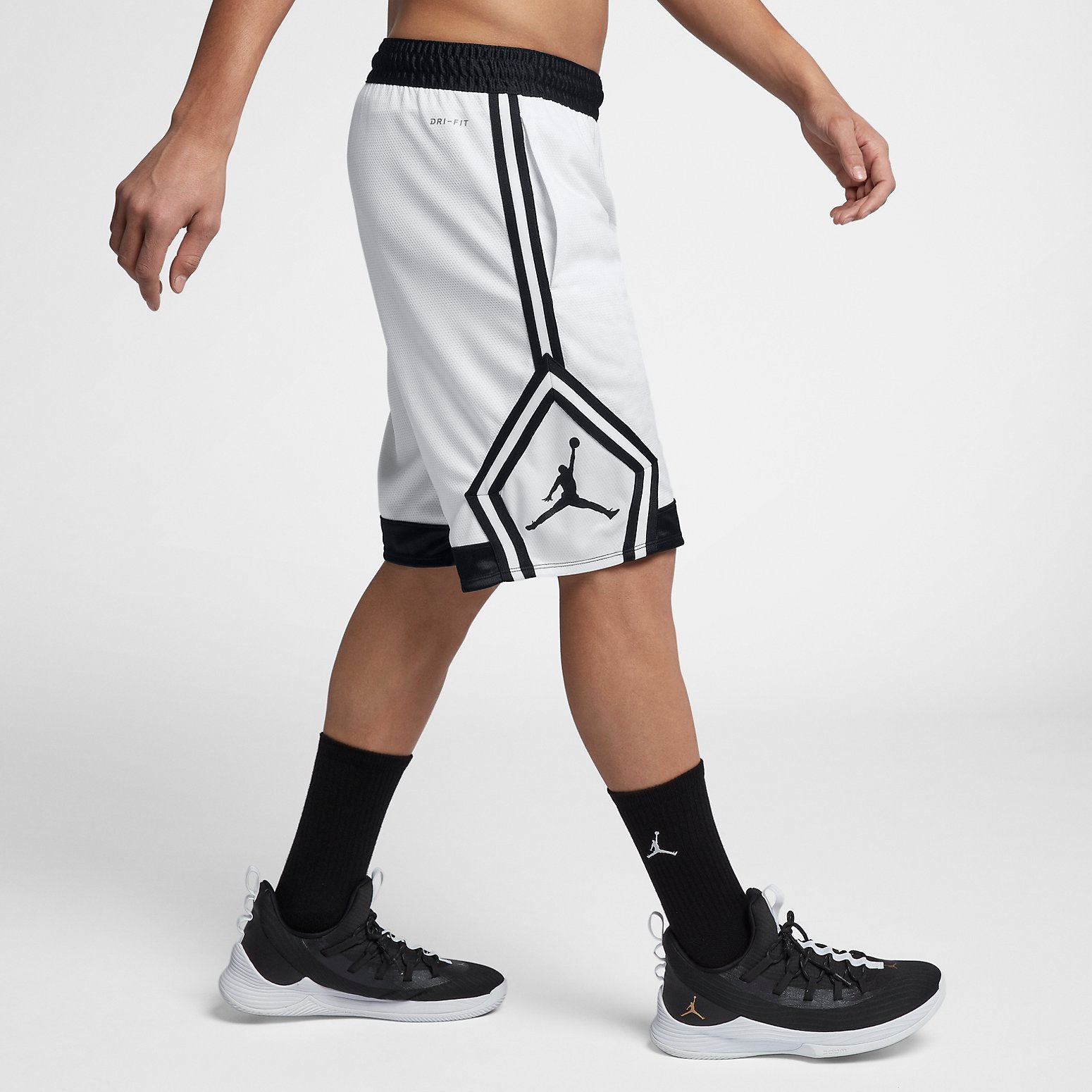 Air Jordan Rise Diamond Short 'White' 887438-100