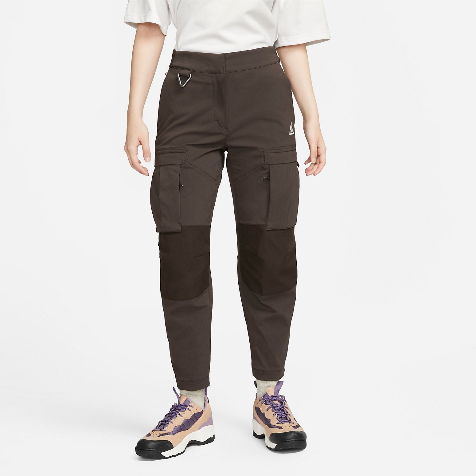 (WMNS) Nike ACG Smith Summit Cargo Pants Asia Sizing 'Velvet Brown' CV0618-220