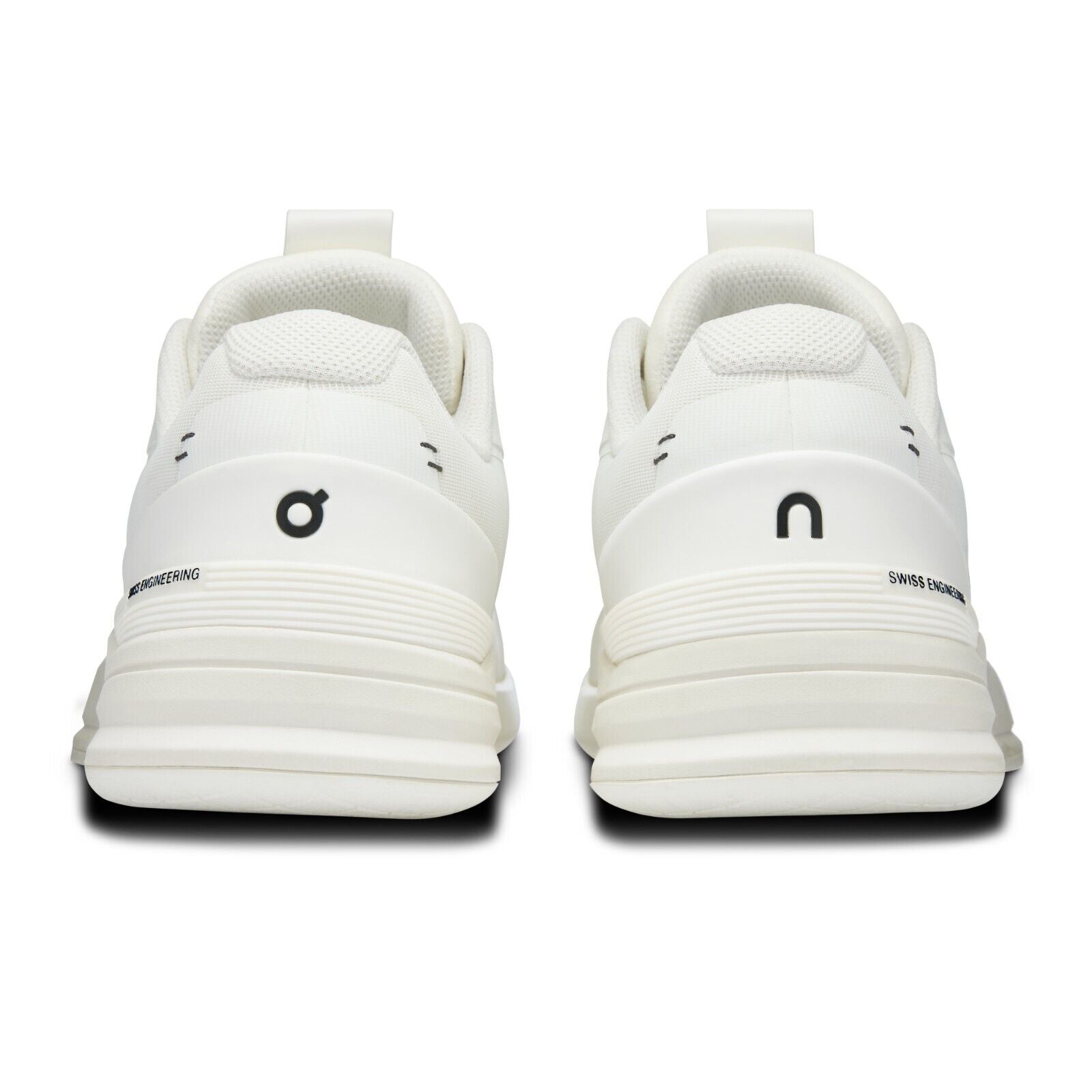 On Running The Roger Pro 'Undyed White Black' 48.97775