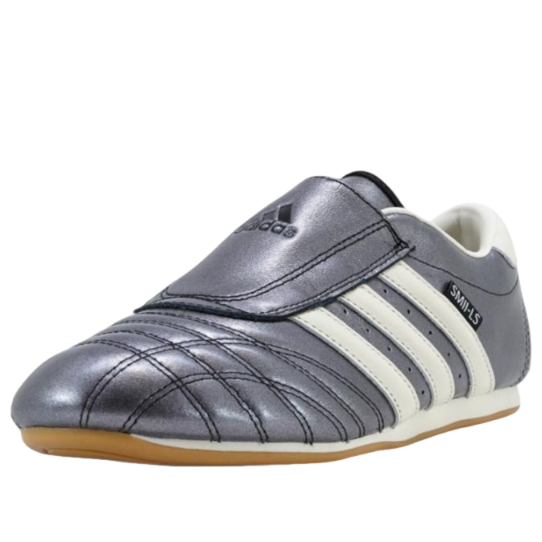 (WMNS) adidas Taekwondo 'Core Black Silver Metallic Gum' JS4465